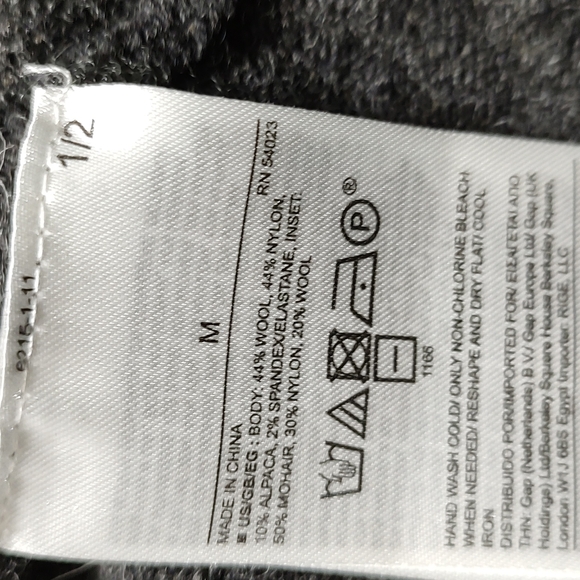 Black & Gray Woolblend Banana Republic Sweater Vest sz Medium - Picture 3 of 7